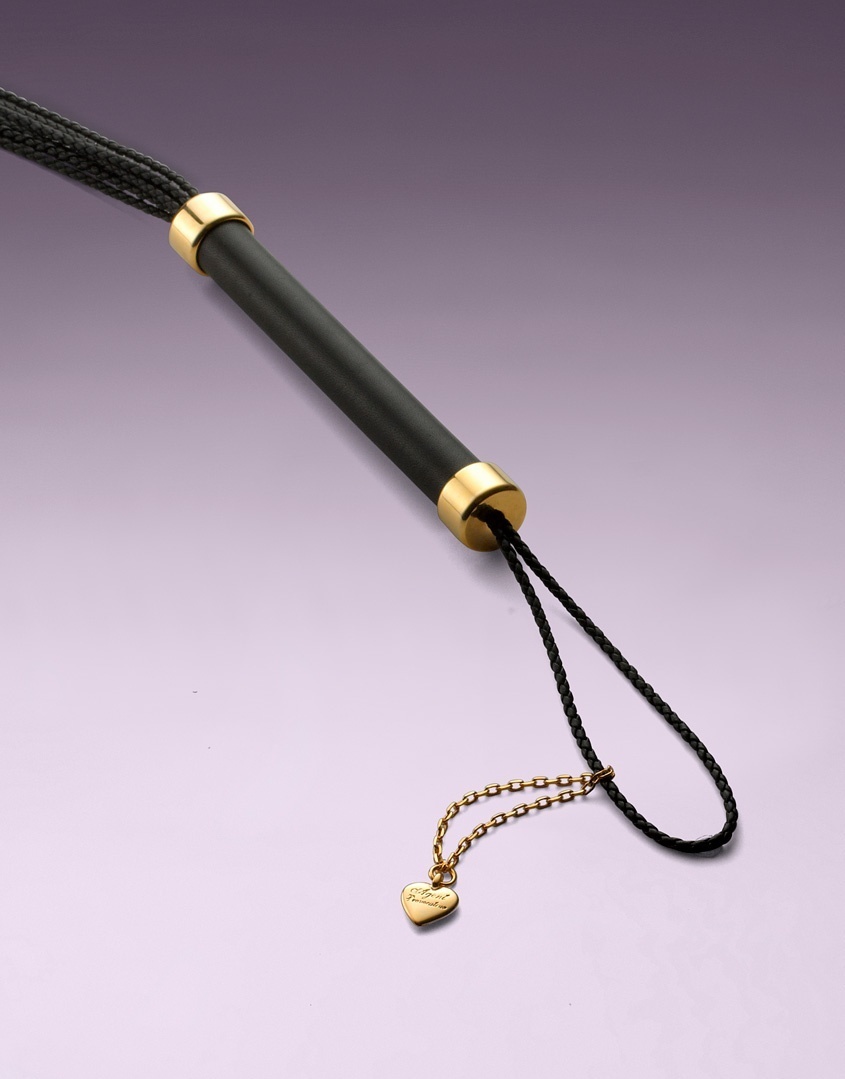 Хлыст Whip Cat от Agent Provocateur Хлыст Whip Cat от Agent Provocateur